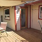 Quiet Artist Suite